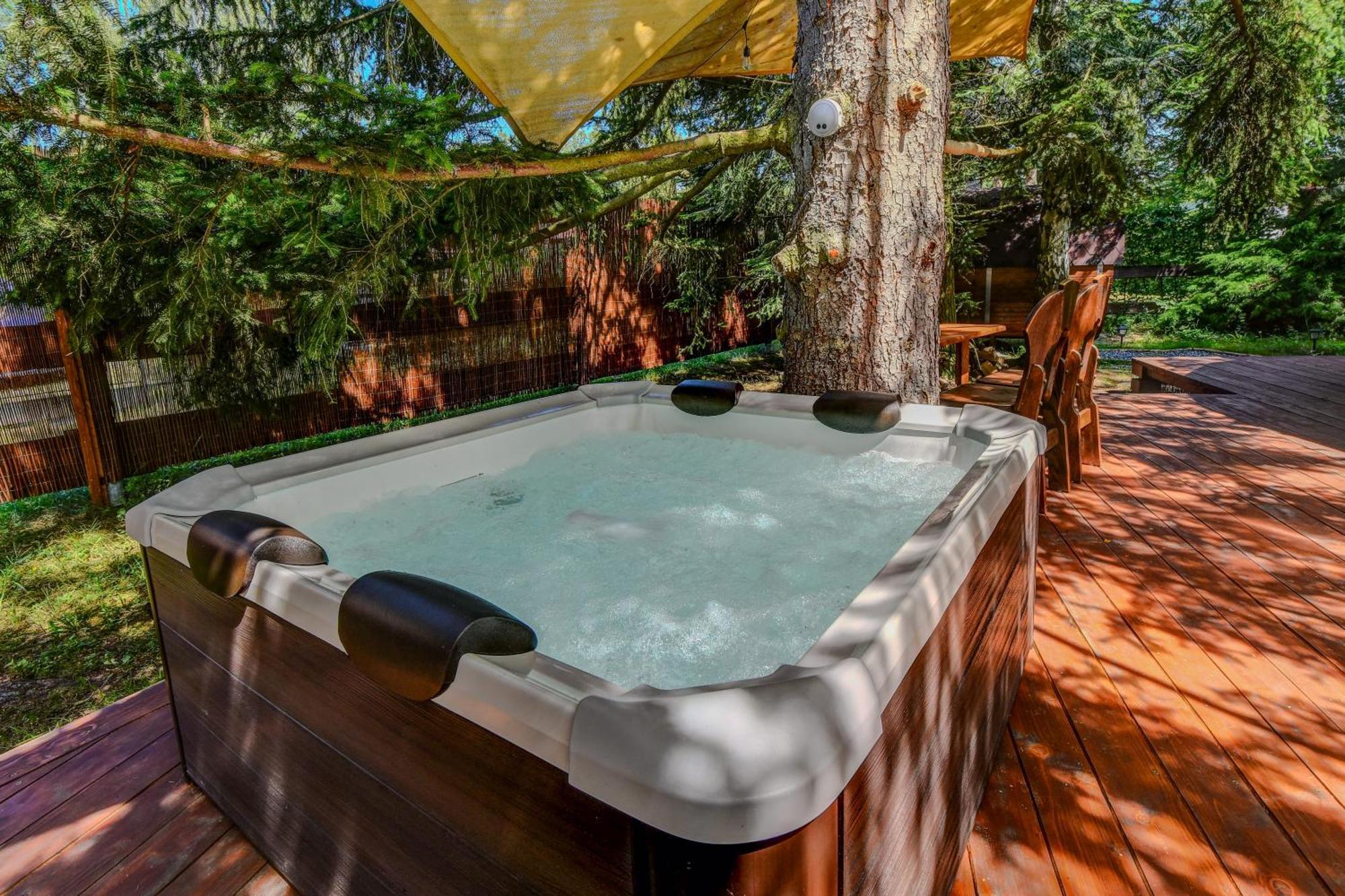 Hotel Tiche Misto Glamping Slapy  Zewnętrze zdjęcie