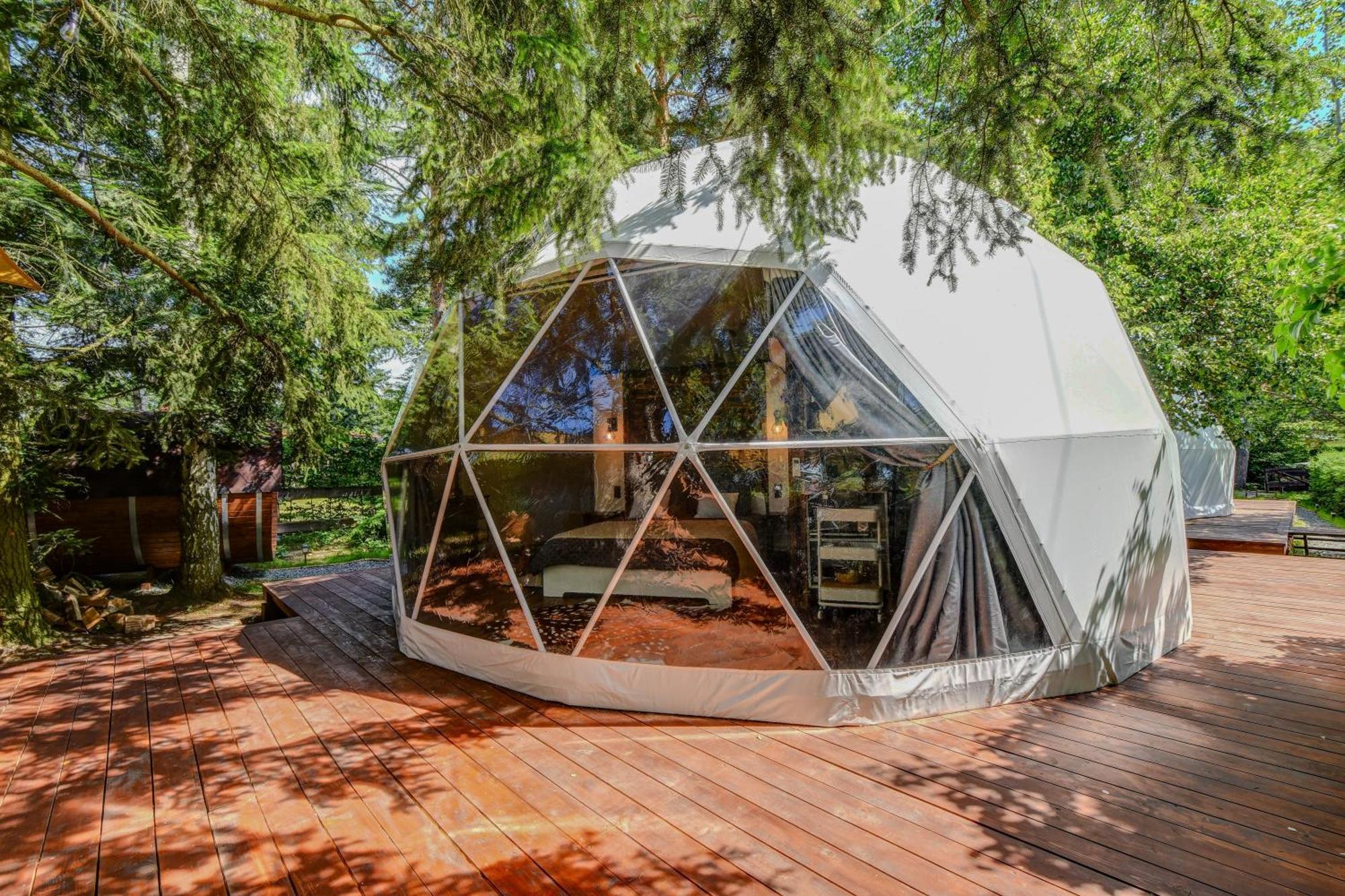 Hotel Tiche Misto Glamping Slapy  Zewnętrze zdjęcie